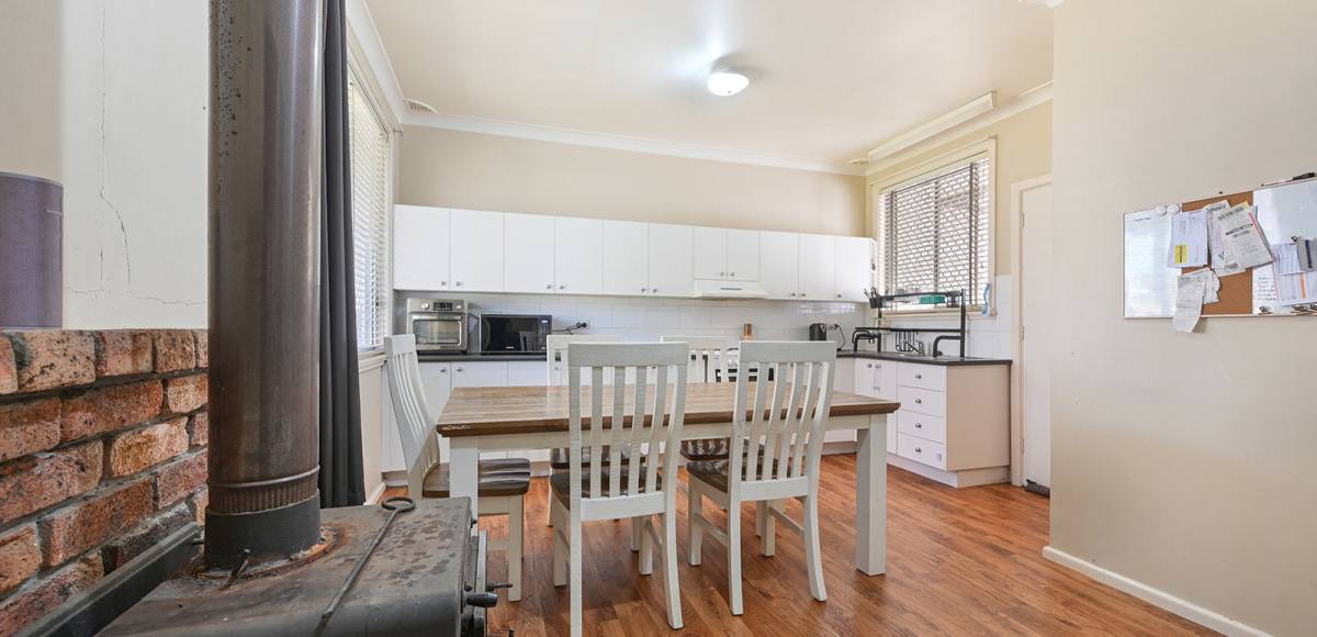 71 Matthews Avenue, Orange, NSW 2800 AUS
