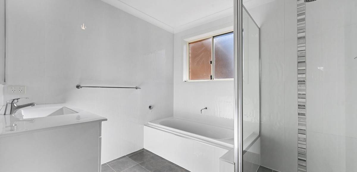 32 Glasson Drive, Orange, NSW 2800 AUS