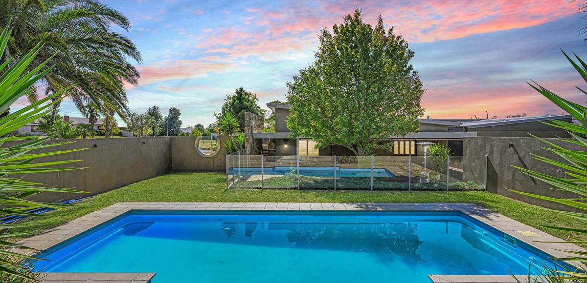 407 The Escort Way, Orange, NSW 2800 AUS