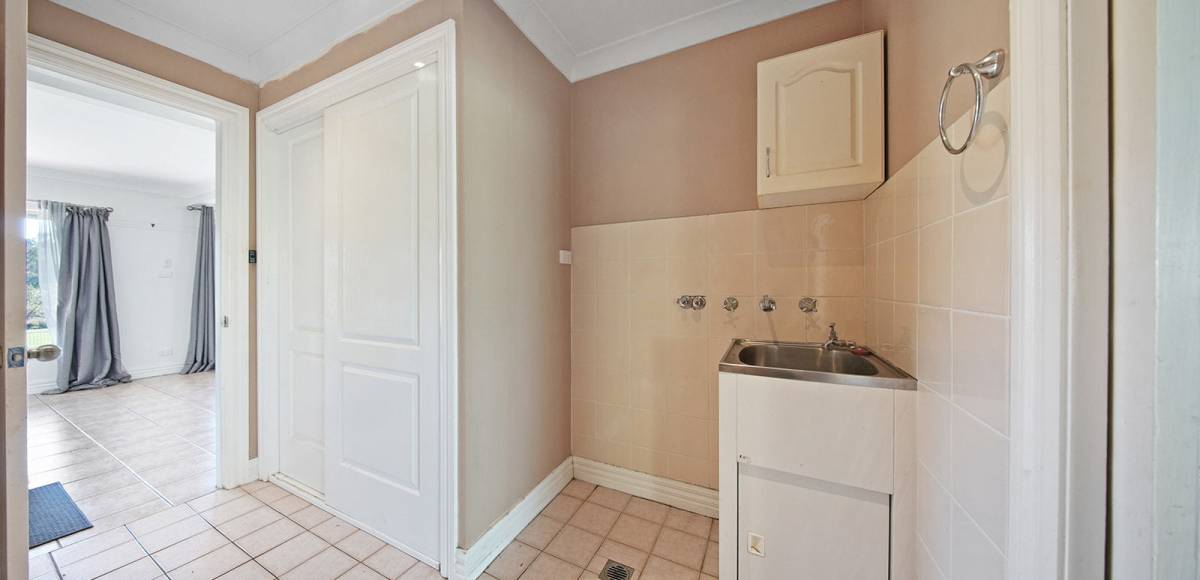 72 Long Point Road, Mullion Creek, NSW 2800 AUS