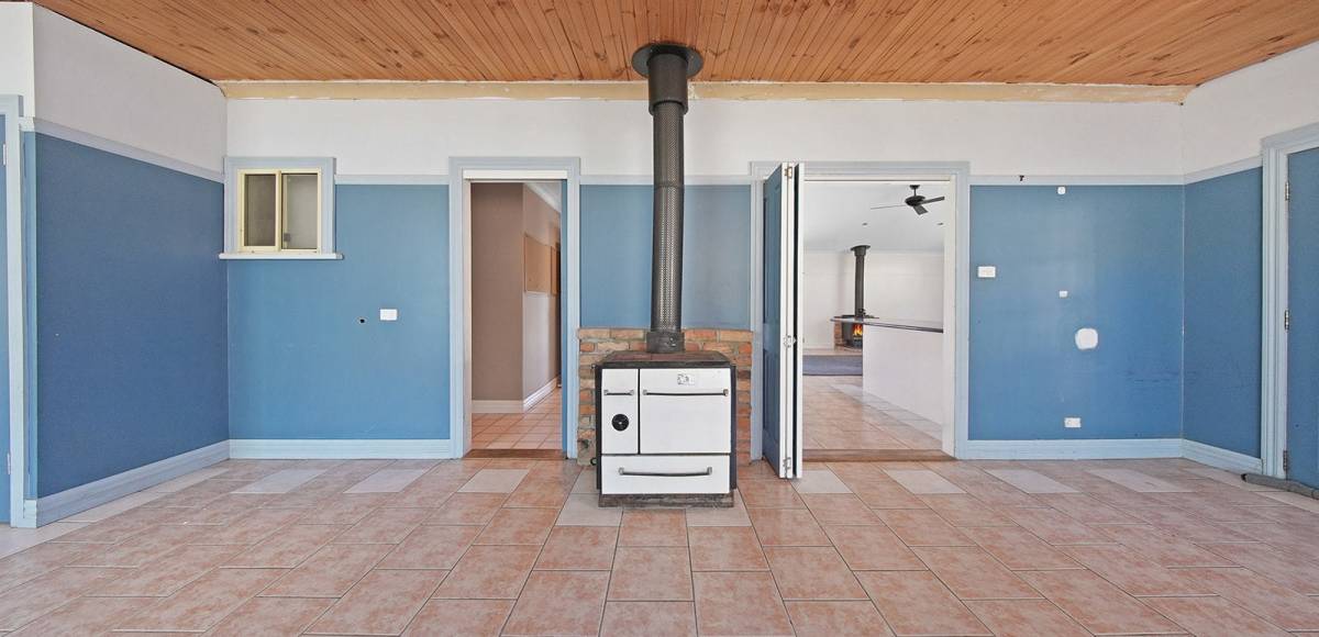 72 Long Point Road, Mullion Creek, NSW 2800 AUS