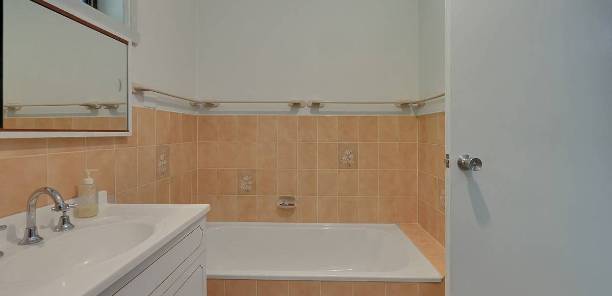 57 Torulosa Way, Orange, NSW 2800 AUS
